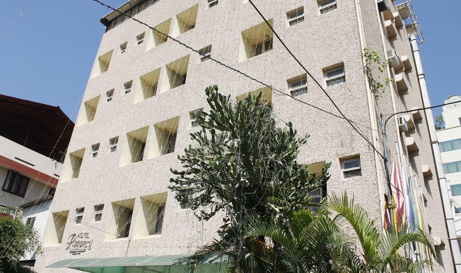 Hotel Regency Thiruvananthapuram Buitenkant foto
